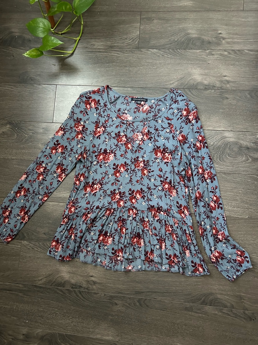 American Eagle Floral Blouse